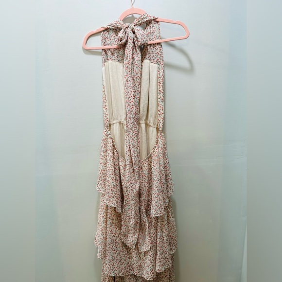 Aakaa Floral Tiered Open Back Dress. Size Medium - Picture 4 of 6